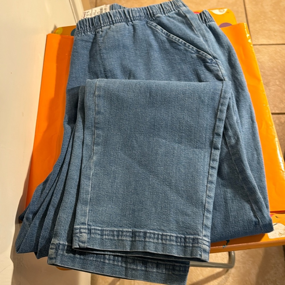 Pull on stretch jeans